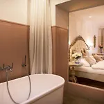 Beerland Chateaux - U Zlate Hrusky / At Golden Pear Bed & Breakfast