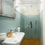 Beerland Chateaux - U Zlate Hrusky / At Golden Pear Bed & Breakfast Prag