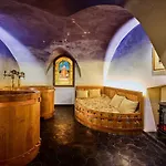 Beerland Chateaux - U Zlate Hrusky / At Golden Pear Bed & Breakfast 4*