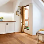 Bed & Breakfast Beerland Chateaux - U Zlate Hrusky / At Golden Pear Prag